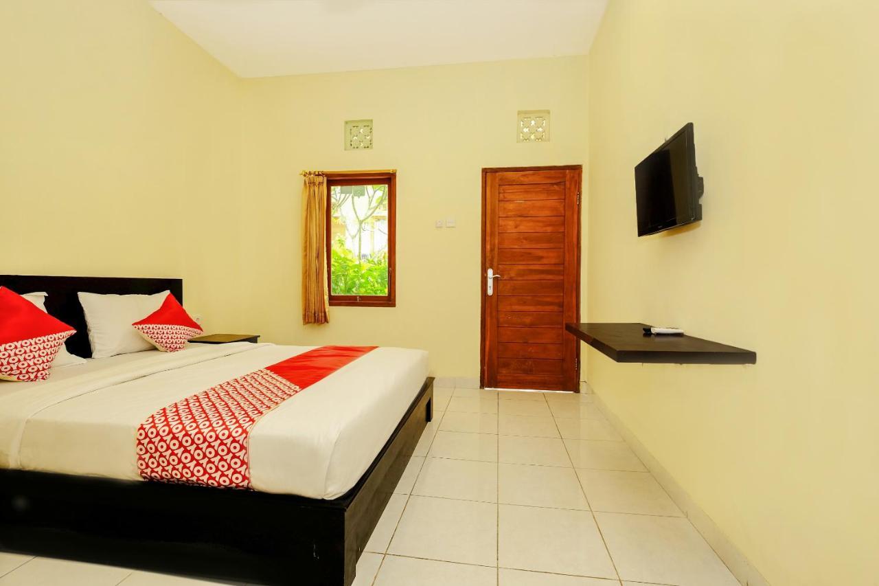 Oyo 2521 Uluwatu Cahya Guest House Exterior photo